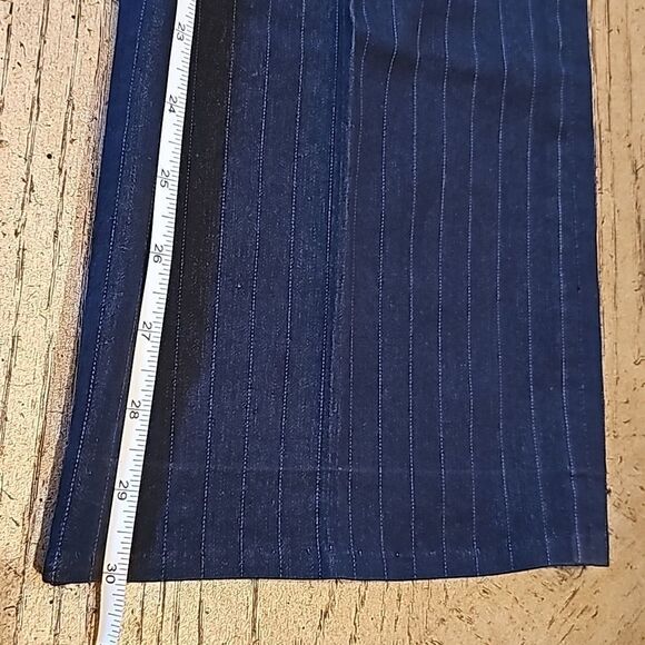 Kenneth Cole pin Stripe pants size 4 - Picture 6 of 10